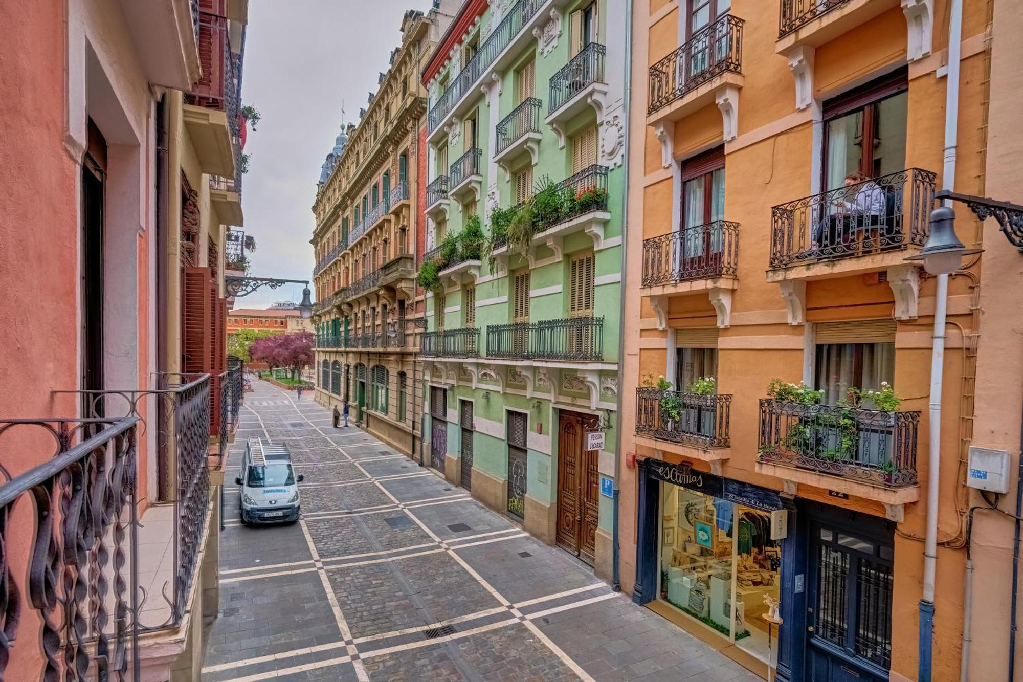 Centro Historico Exterior, Calle Nueva Dos Balcones Pamplona Exteriör bild