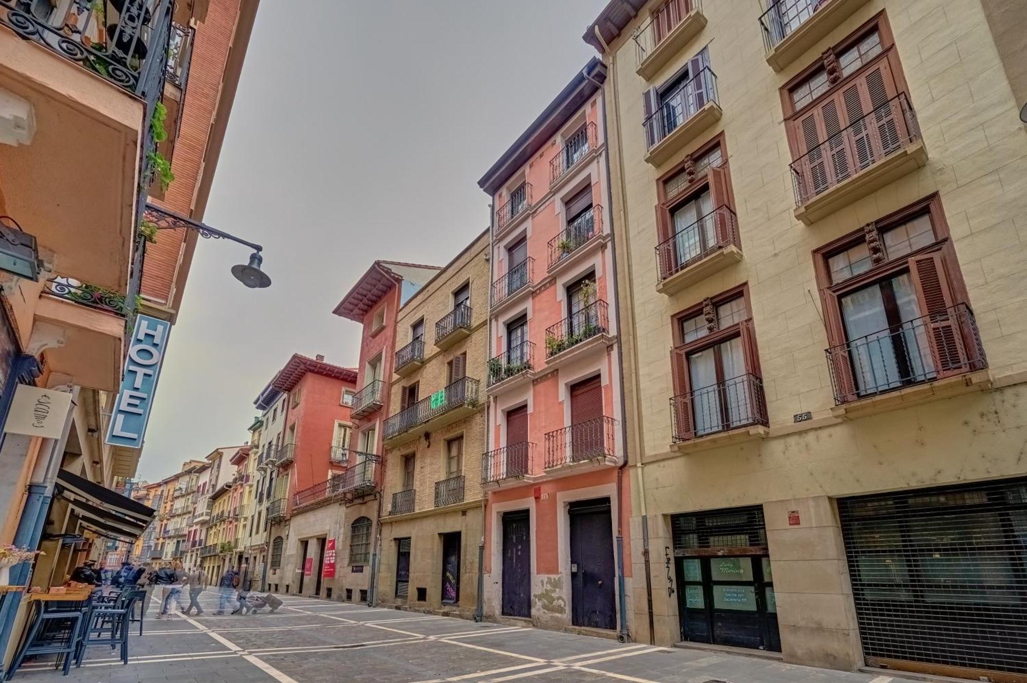 Centro Historico Exterior, Calle Nueva Dos Balcones Pamplona Exteriör bild